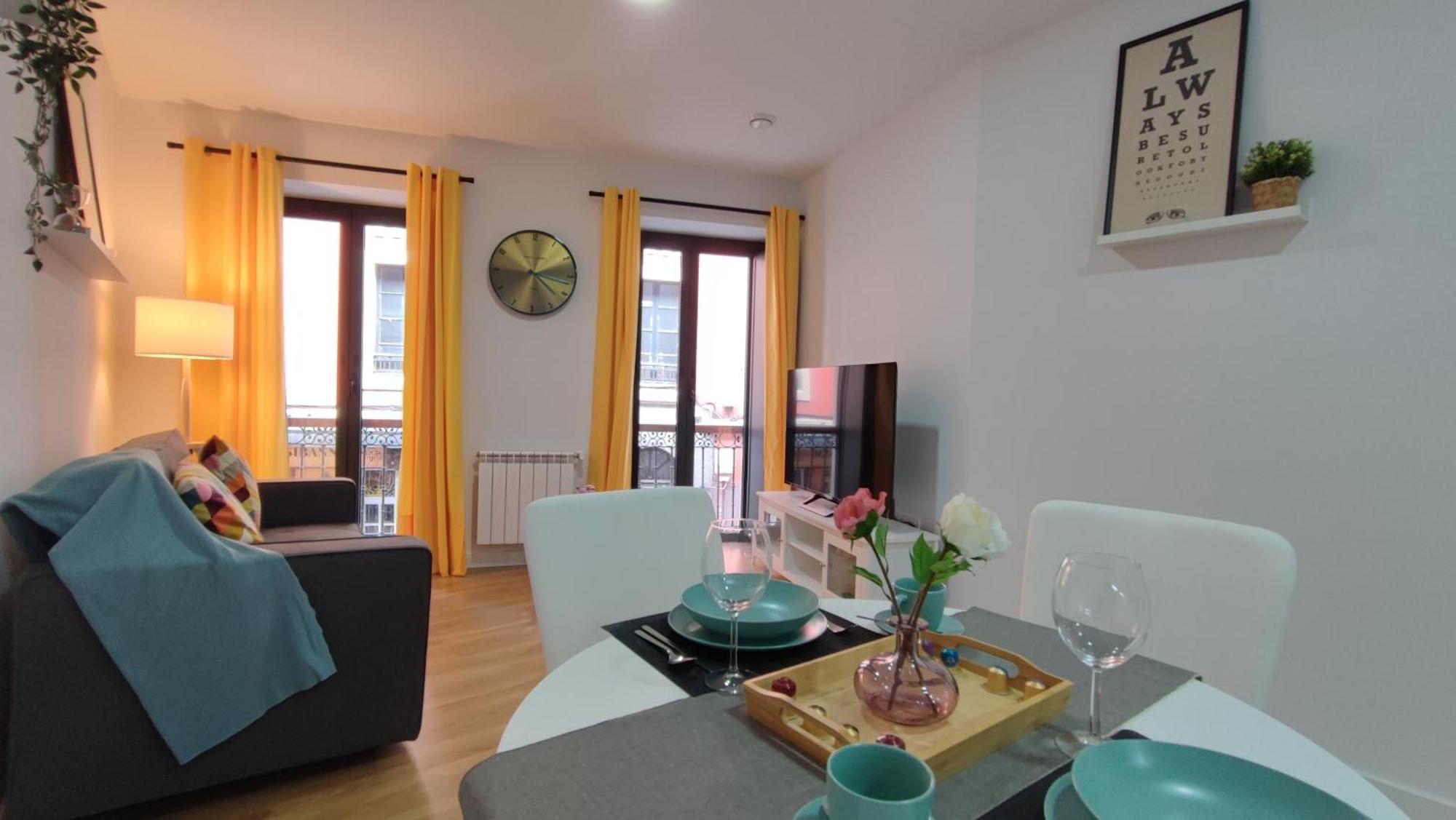 Apartamentos Aptio 오비에도 외부 사진